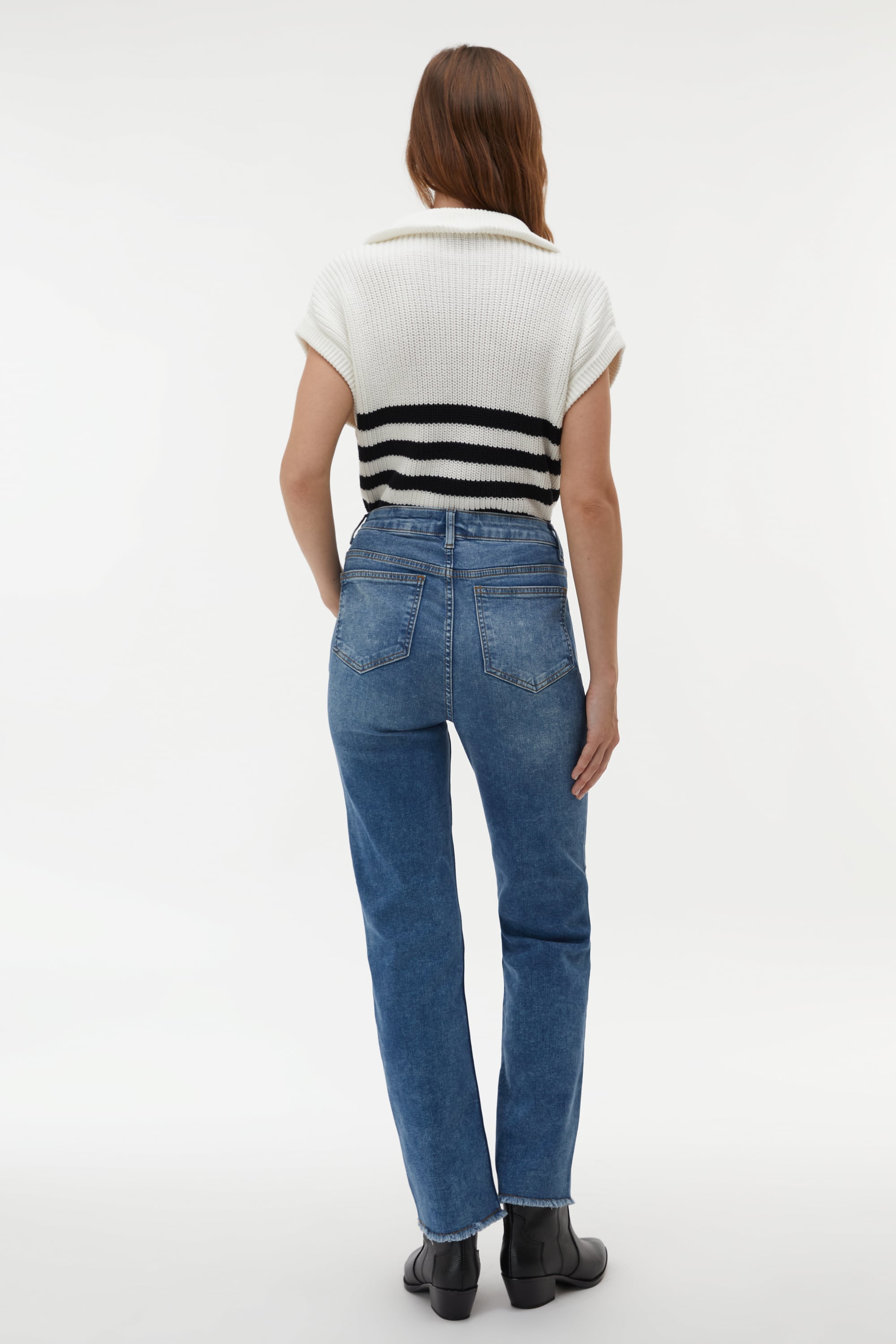 ÇİZGİLİ FERMUARLI YAKA SÜVETER