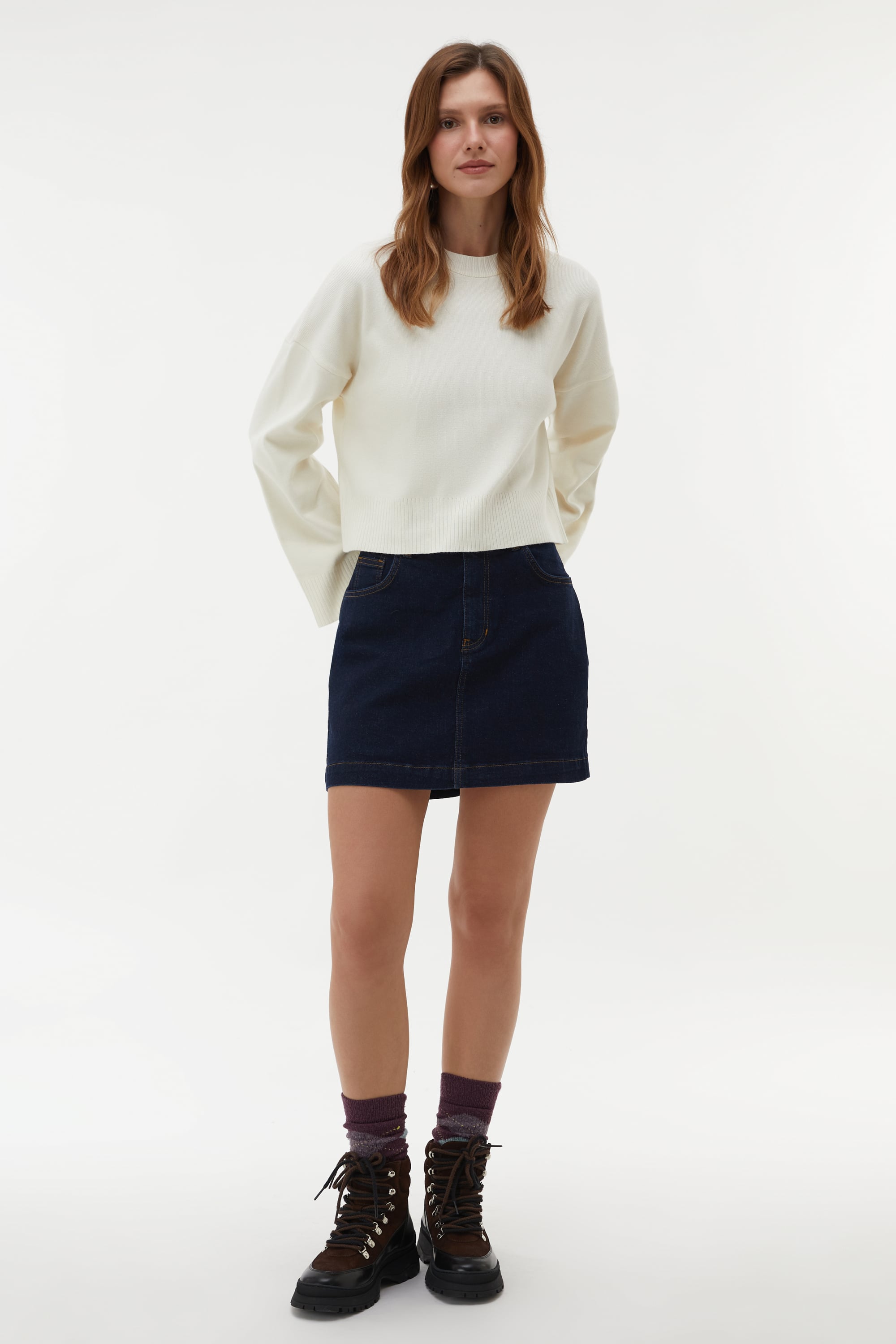 BİSİKLET YAKA TRİKO KAZAK