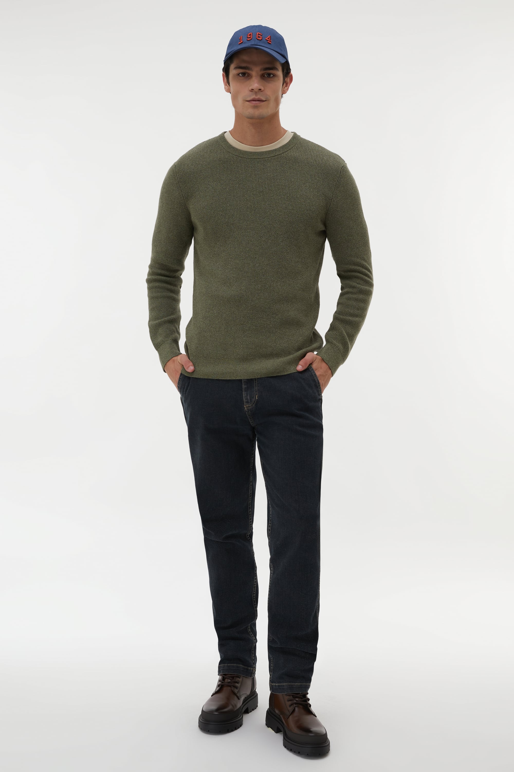 BİSİKLET YAKA TRİKO KAZAK