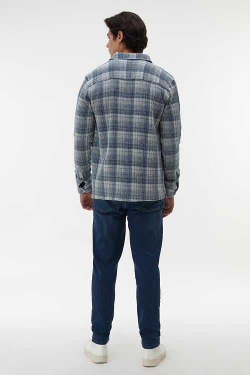 EKOSELİ DOKULU REGULAR FIT GÖMLEK