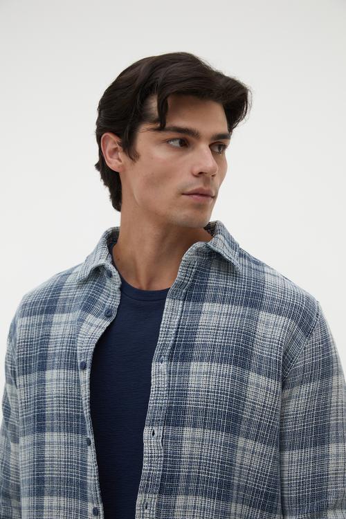 EKOSELİ DOKULU REGULAR FIT GÖMLEK