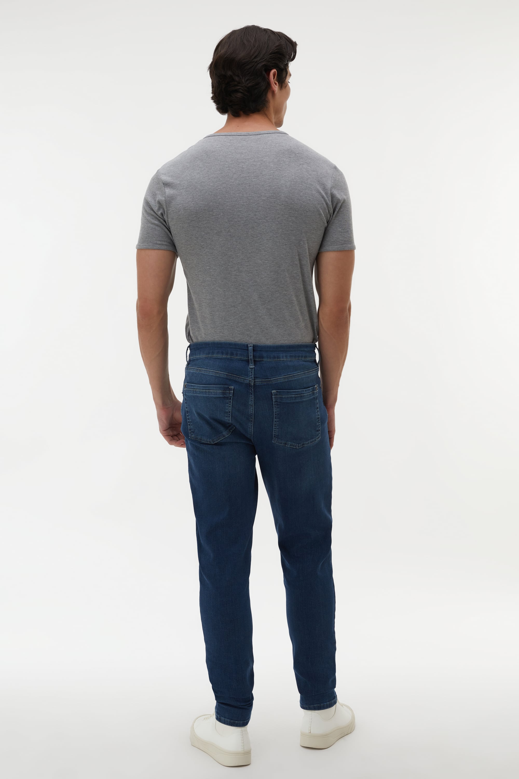 BİSİKLET YAKA KISA KOLLU T-SHIRT