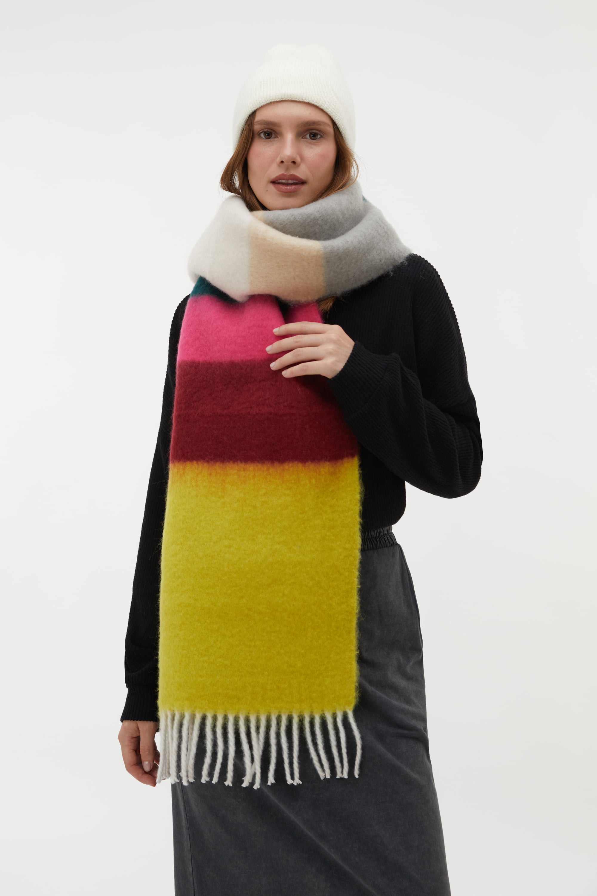 DİK YAKA SWEATSHIRT