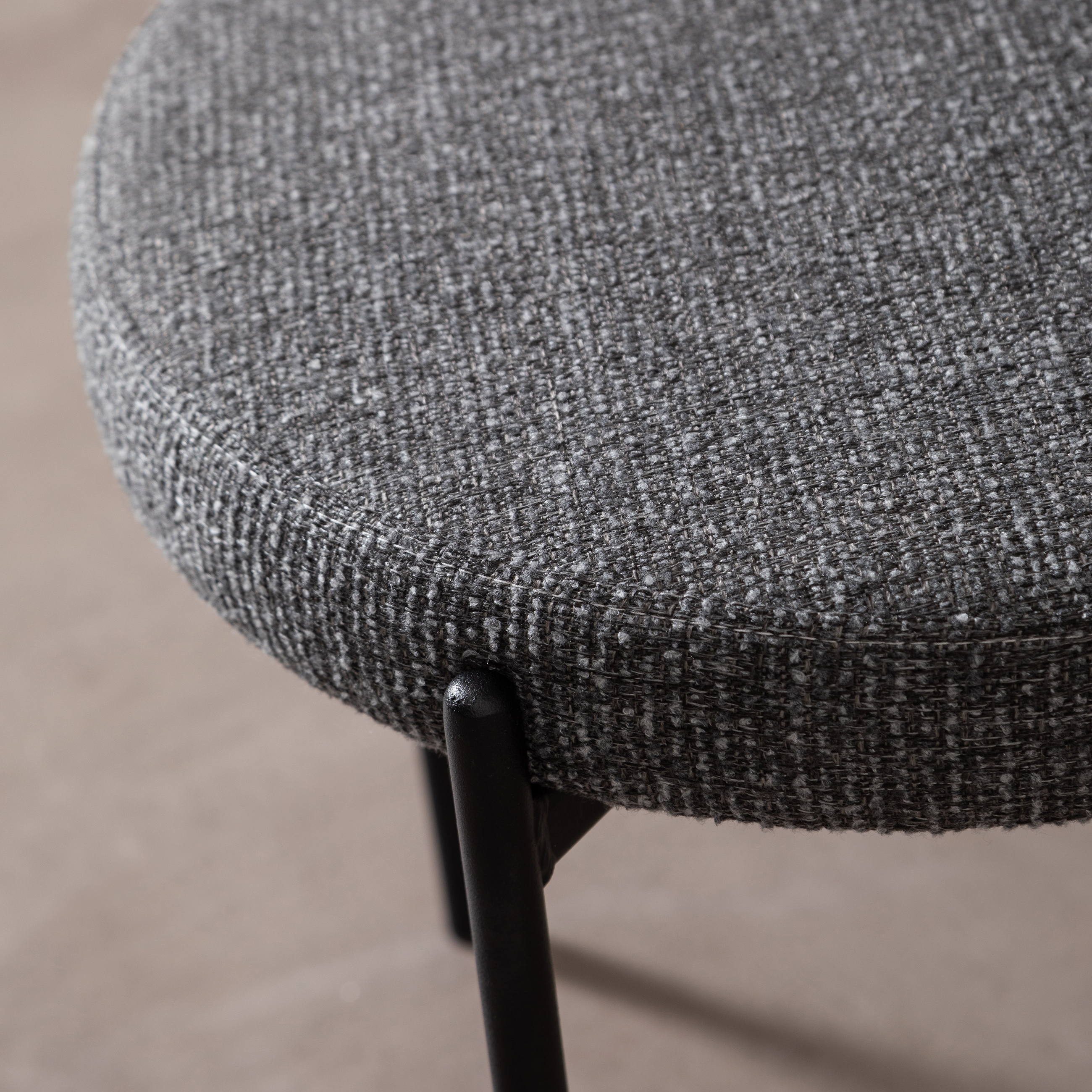 CIRCLE SANDALYE KOYU GRİ