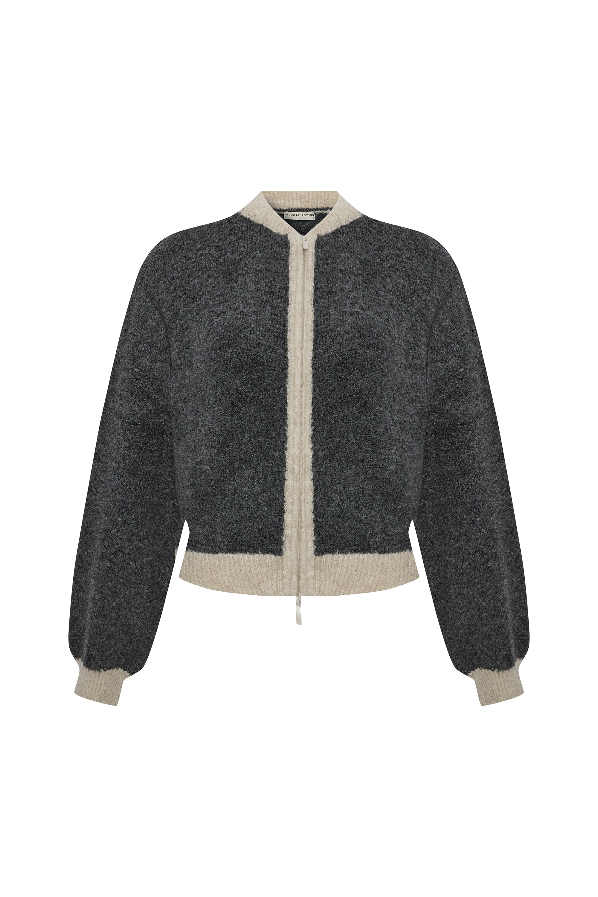 FERMUARLI TRİKO HIRKA