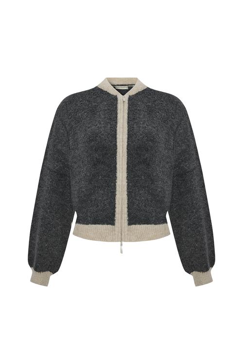 FERMUARLI TRİKO HIRKA