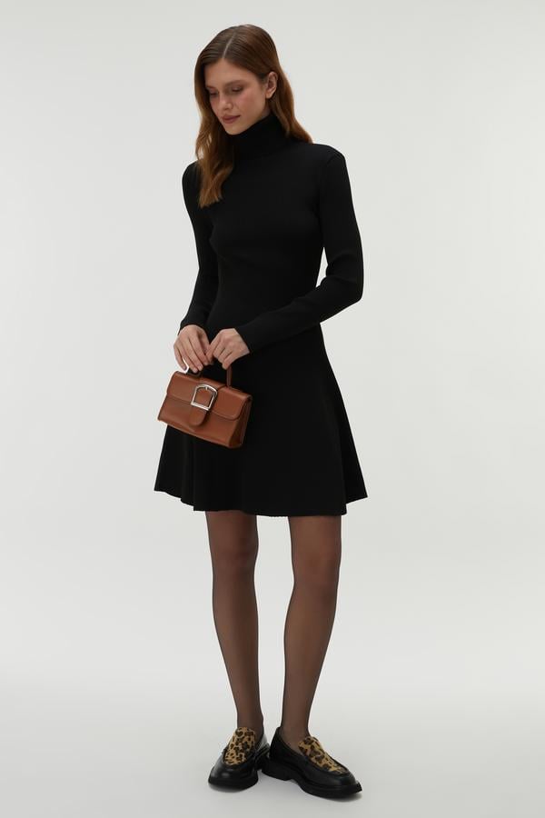 FİTİLLİ DİK YAKA MİNİ ELBİSE