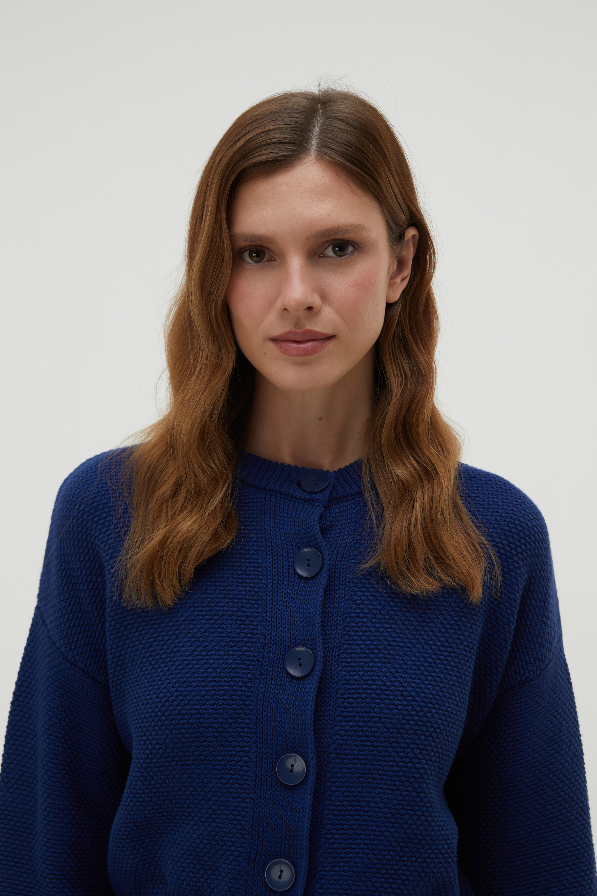 DÜĞMELİ CROP HIRKA