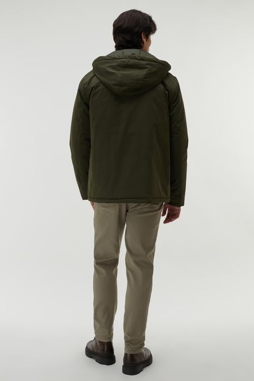 KAPÜŞONLU ÇOK CEPLİ MONT