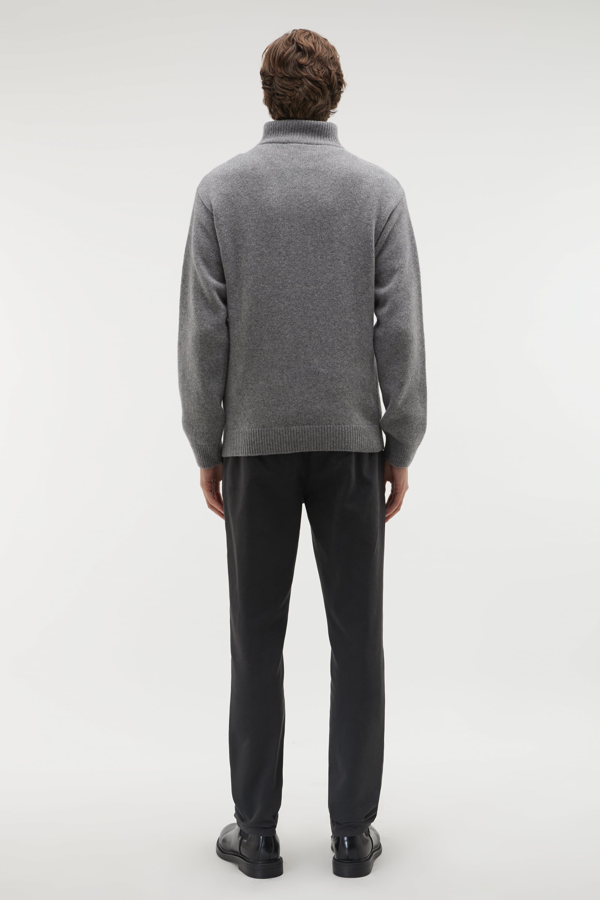 FERMUARLI POLO YAKA YÜN KAZAK