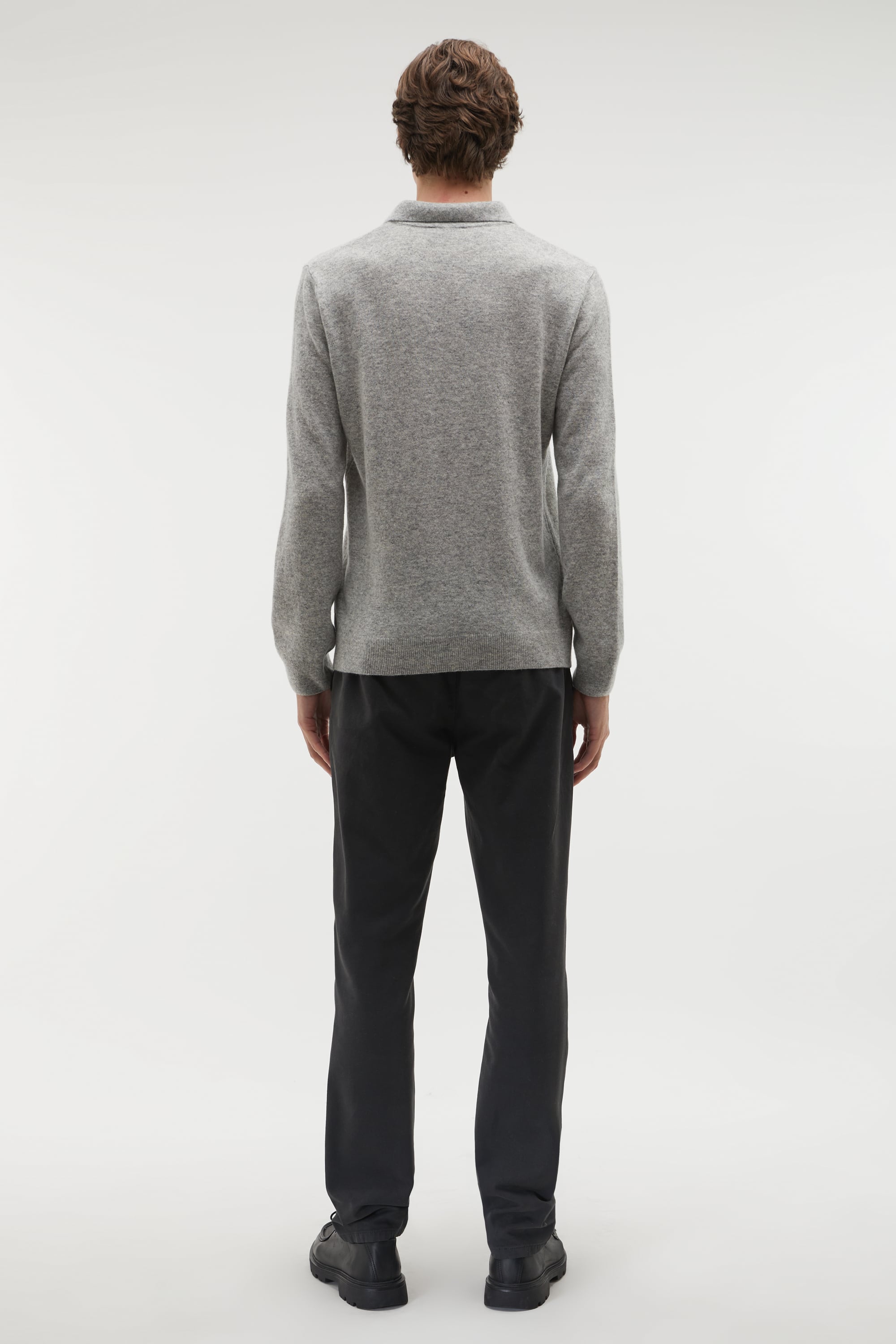 POLO YAKA YÜNLÜ KAZAK