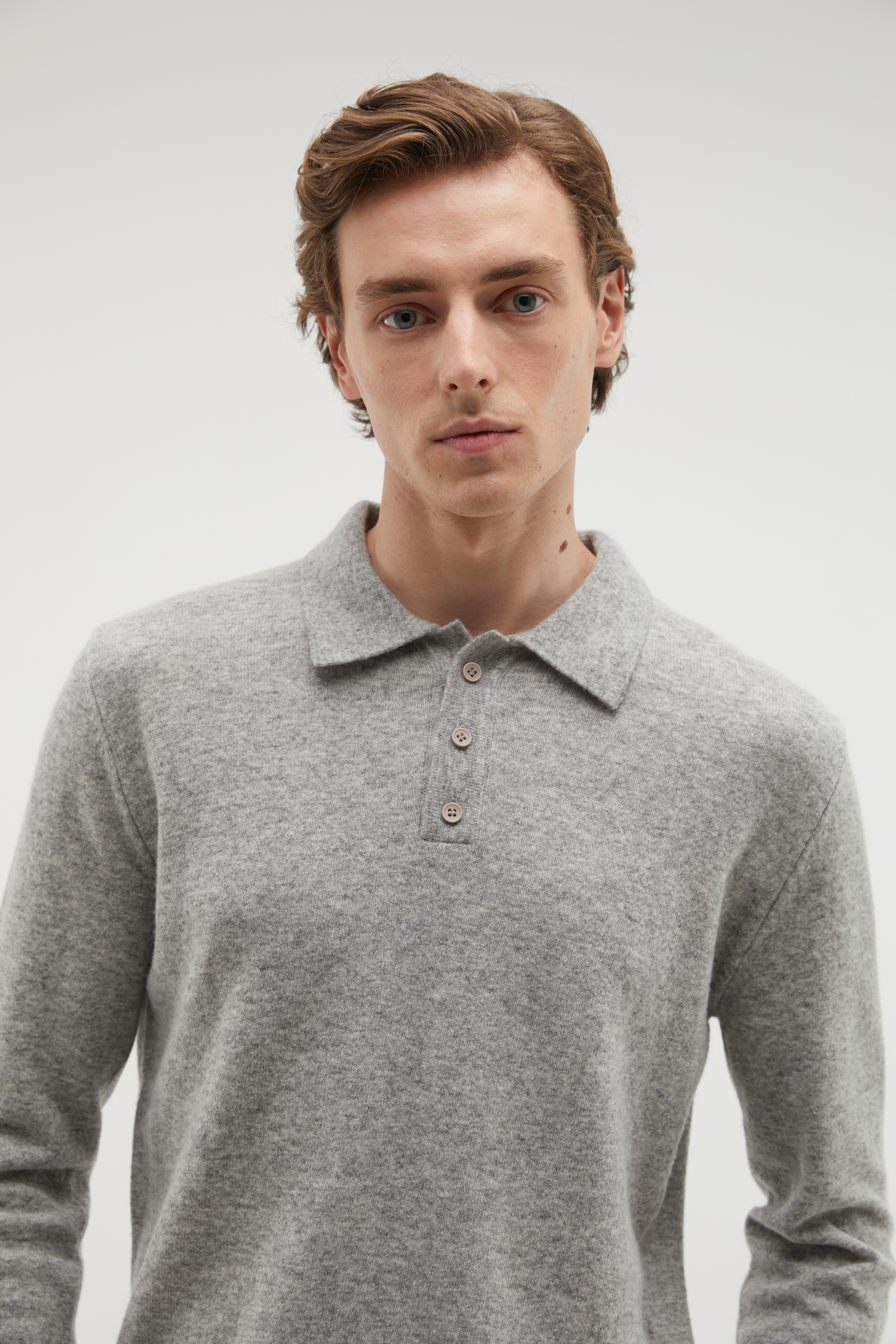 POLO YAKA YÜNLÜ KAZAK