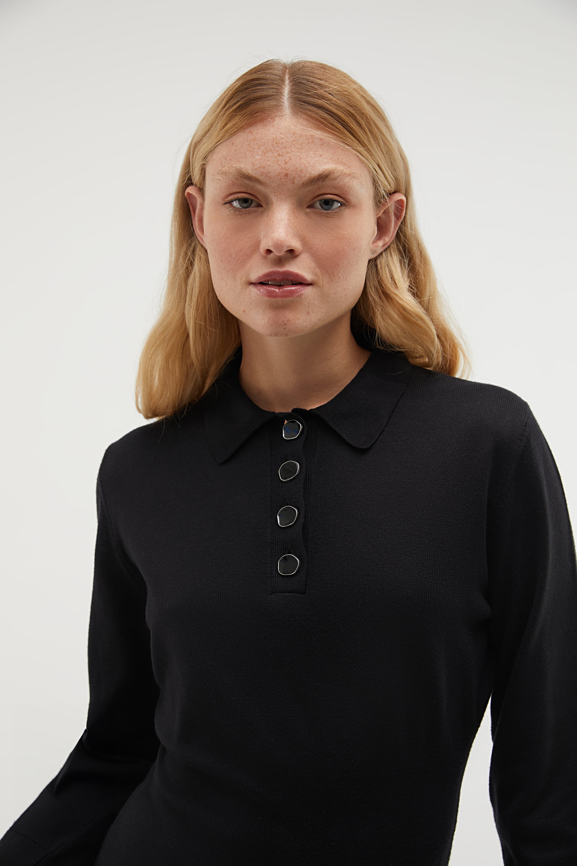 DÜĞME YAKA TRİKO MİNİ ELBİSE