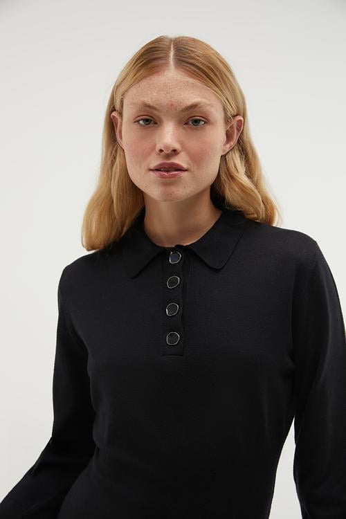 DÜĞME YAKA TRİKO MİNİ ELBİSE