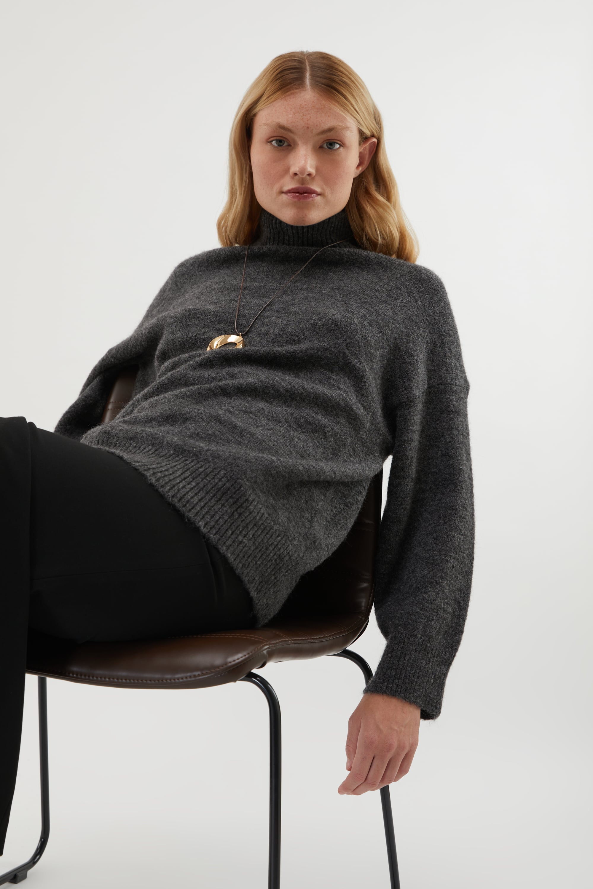 BALIKÇI YAKA OVERSIZE KAZAK