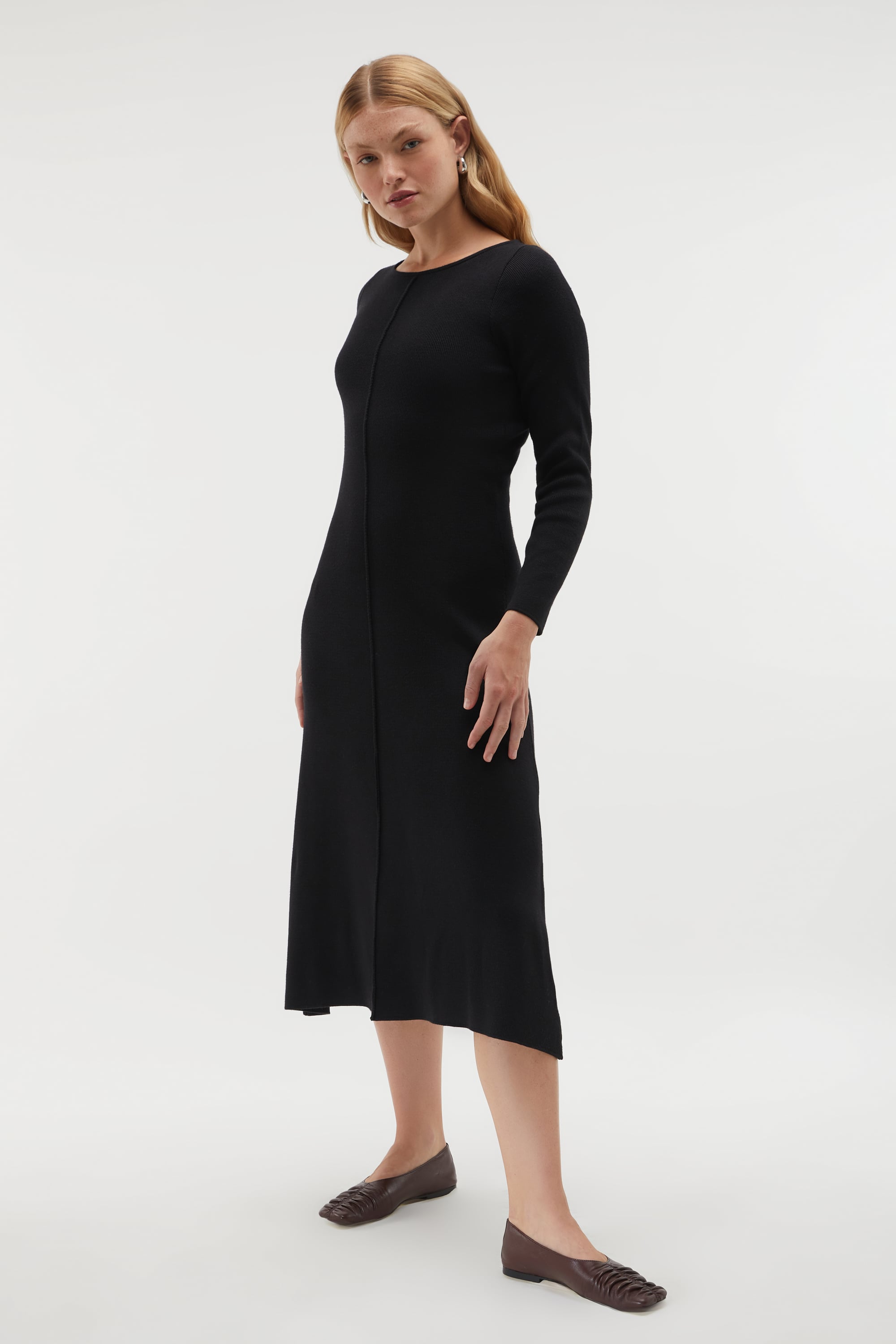 A FORM MİDİ TRİKO ELBİSE