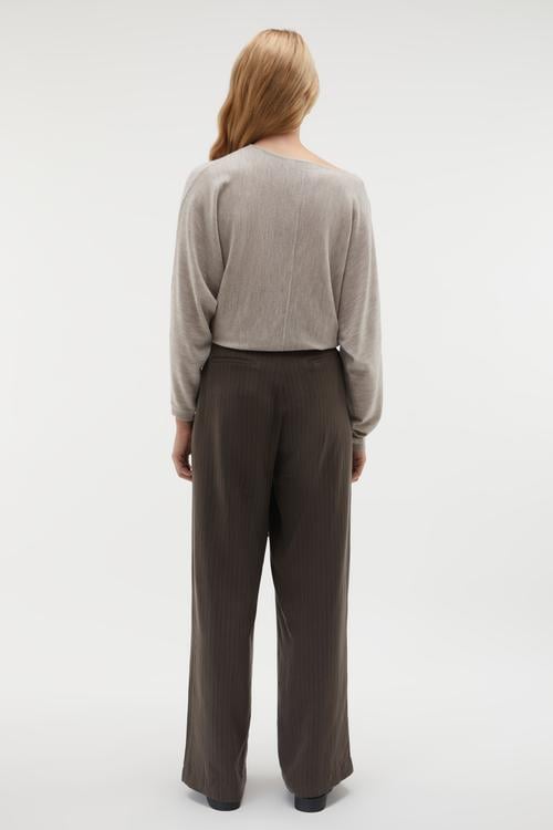 LOOSE FIT YÜN KAZAK