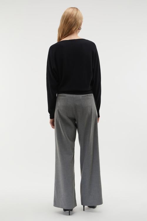 LOOSE FIT YÜN KAZAK