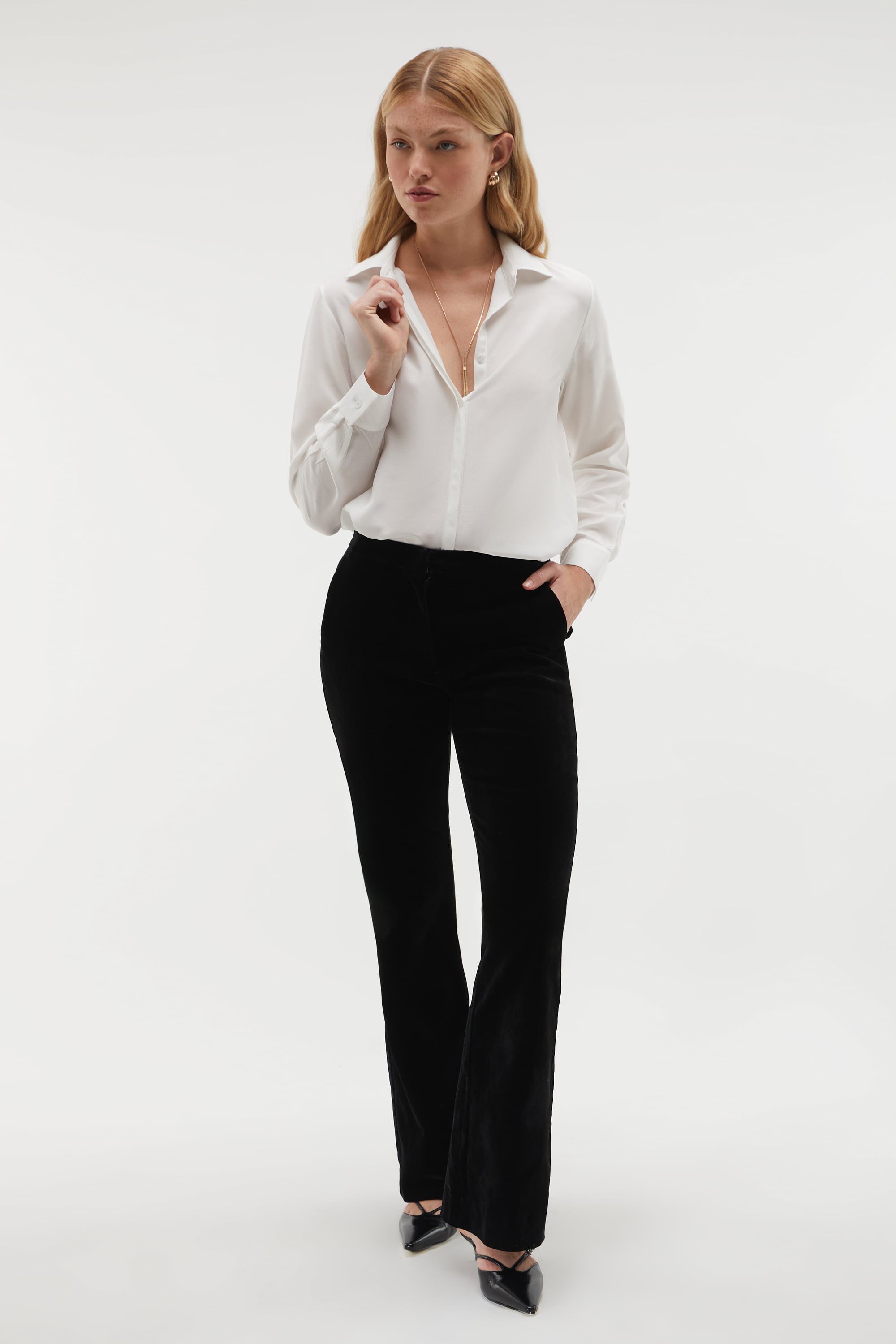 REGULAR FIT UZUN KOLLU GÖMLEK