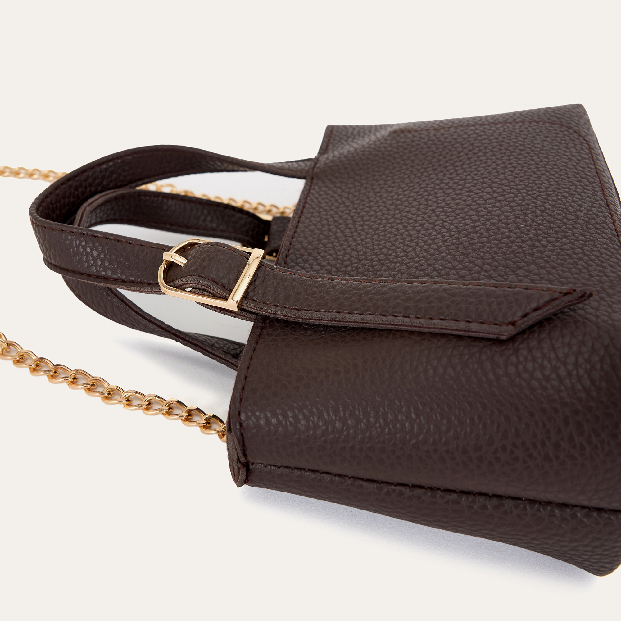 ZİNCİR ASKILI MİNİ OMUZ ÇANTASI