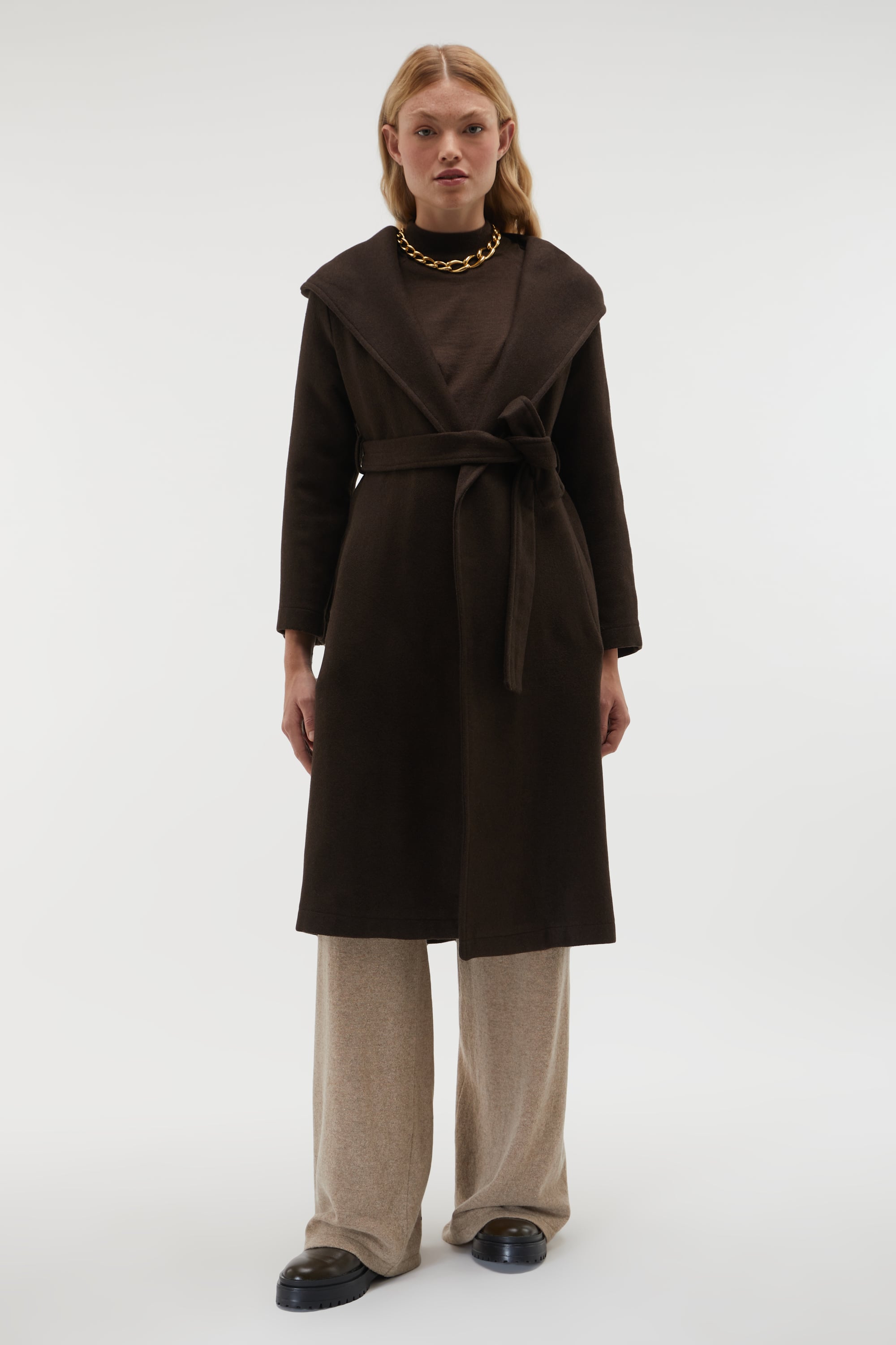 KAPÜŞONLU KUŞAKLI UZUN KAŞE KABAN