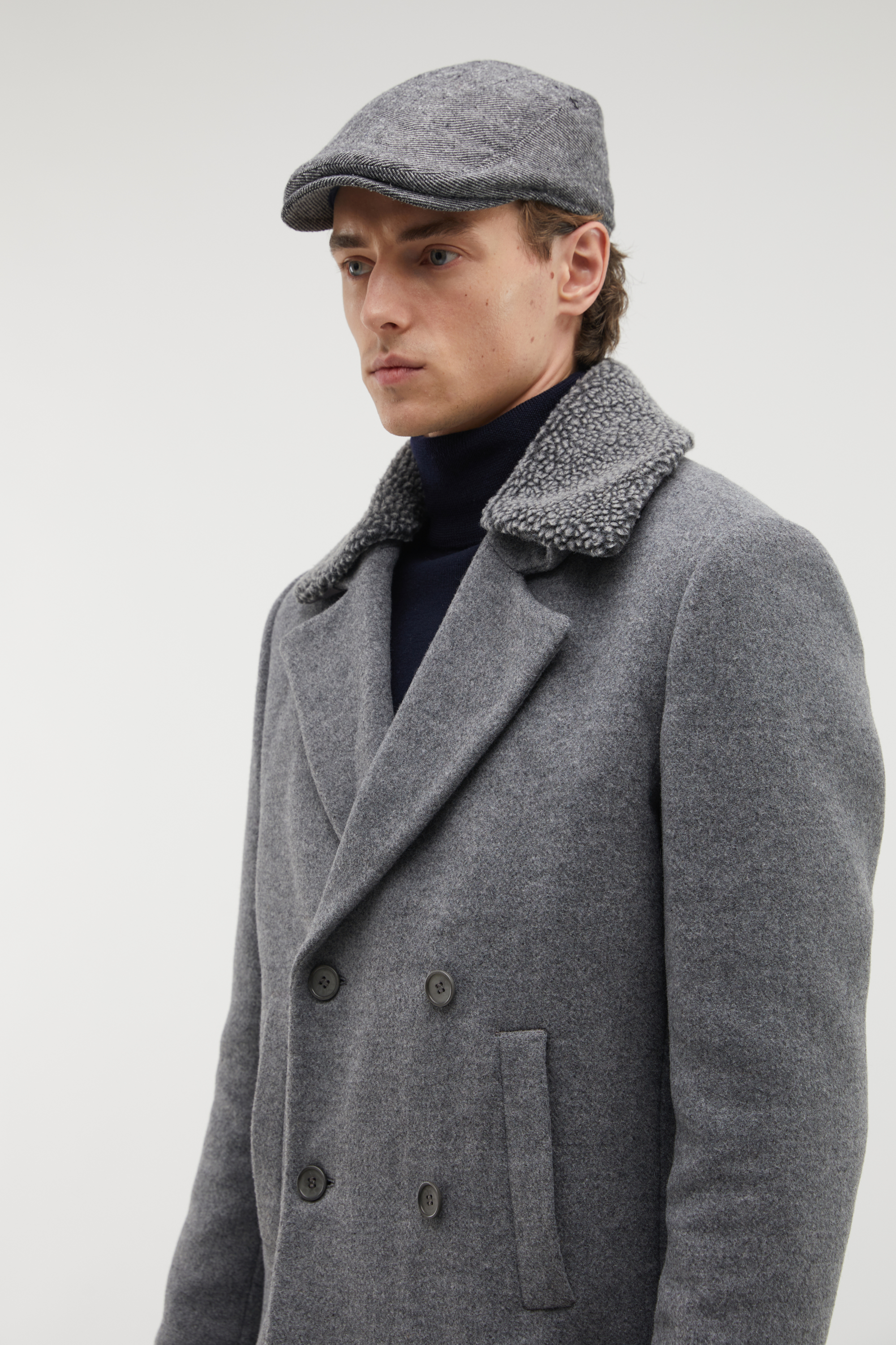 ÇIKARILABİLİR YAKA KRUVAZE KAŞE CEKET