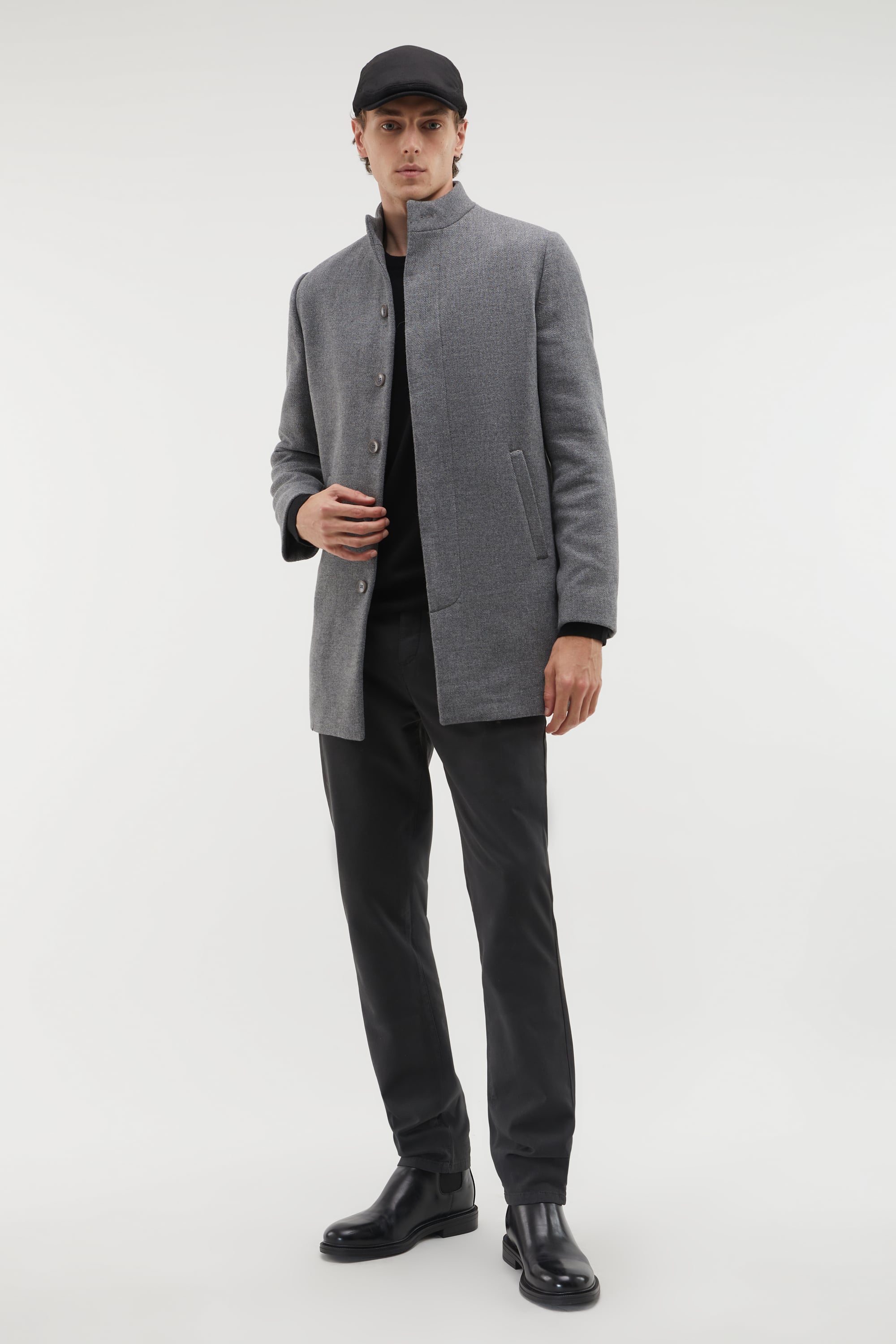 DİK YAKA KAŞE KABAN