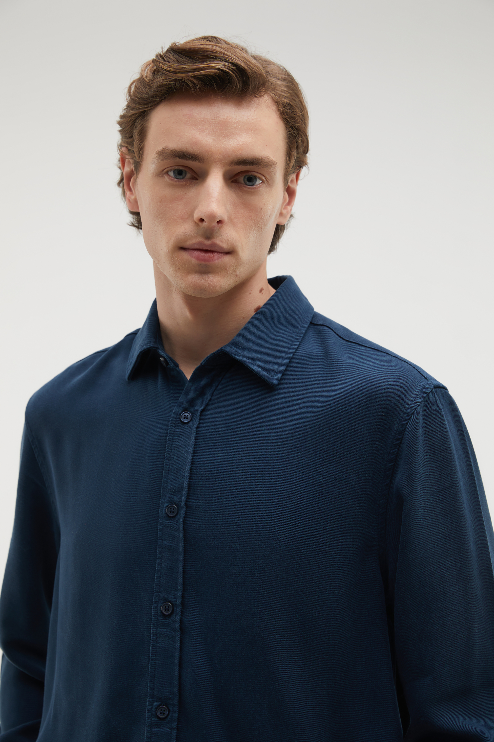 REGULAR FIT LİYOSEL UZUN KOLLU GÖMLEK