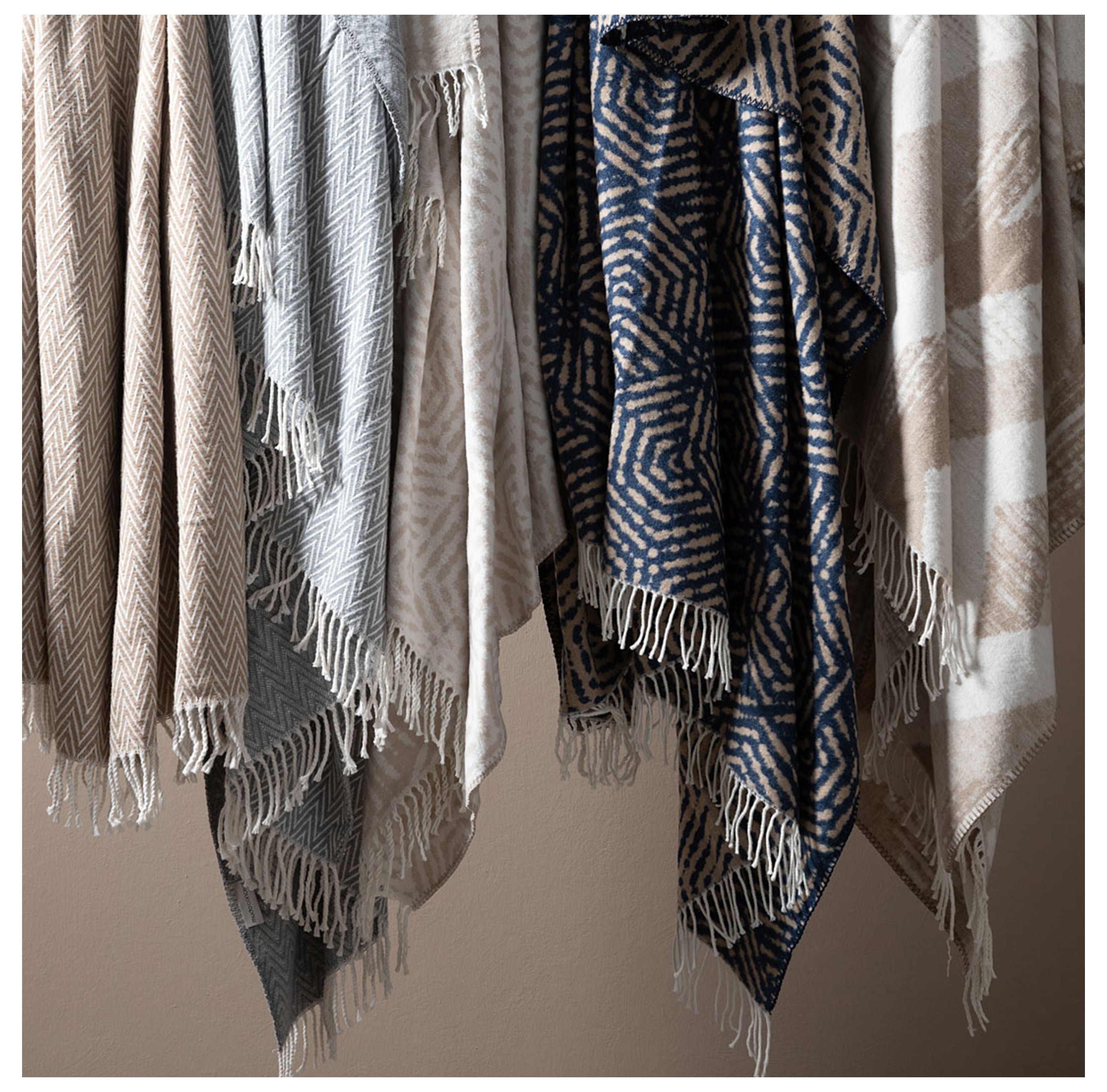 DARSEY BATTANİYE EKRU BEJ 200X220