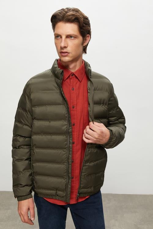 DİK YAKA ŞİŞME MONT