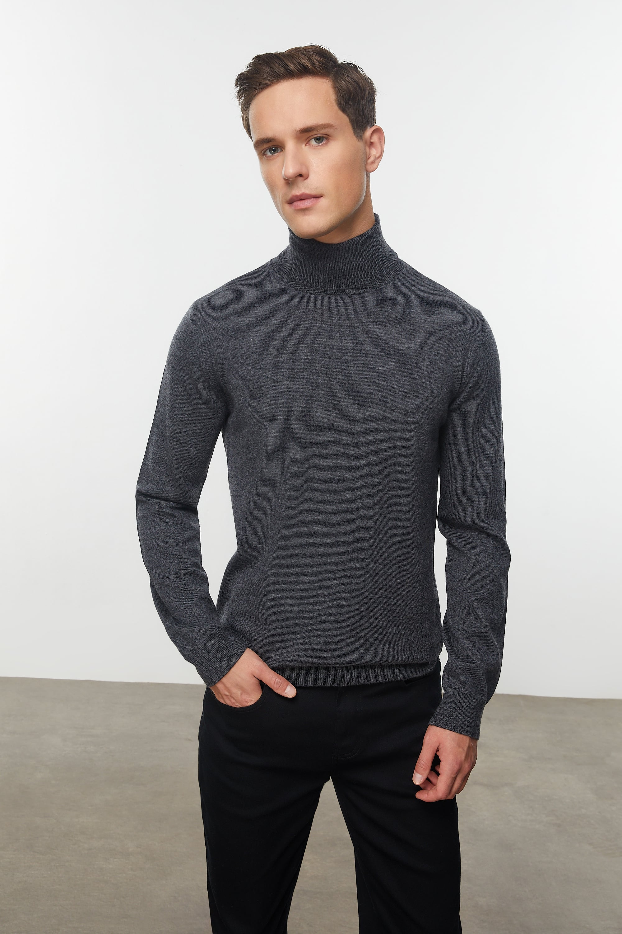 BALIKÇI YAKA MERİNO YÜN KAZAK