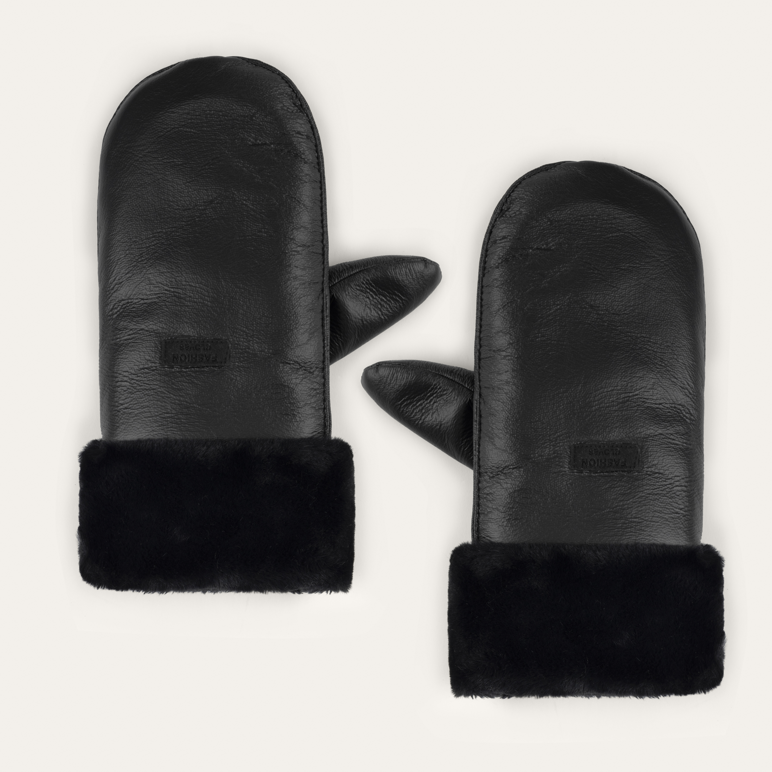 PELÜŞ DETAYLI ELDİVEN