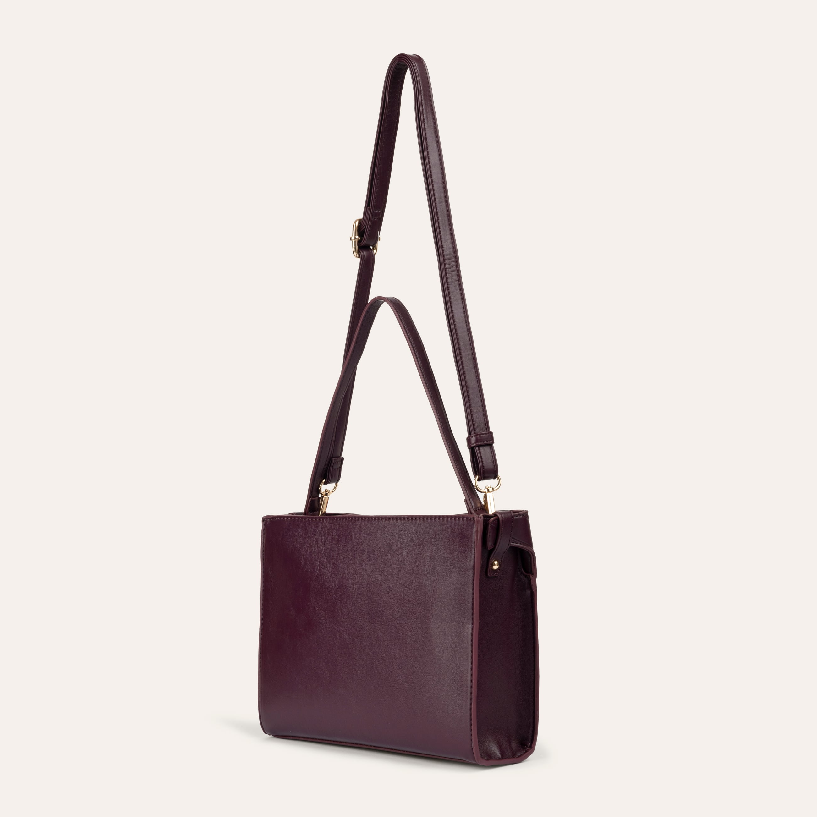 DERİ GÖRÜNÜMLÜ TOKALI EL ÇANTASI