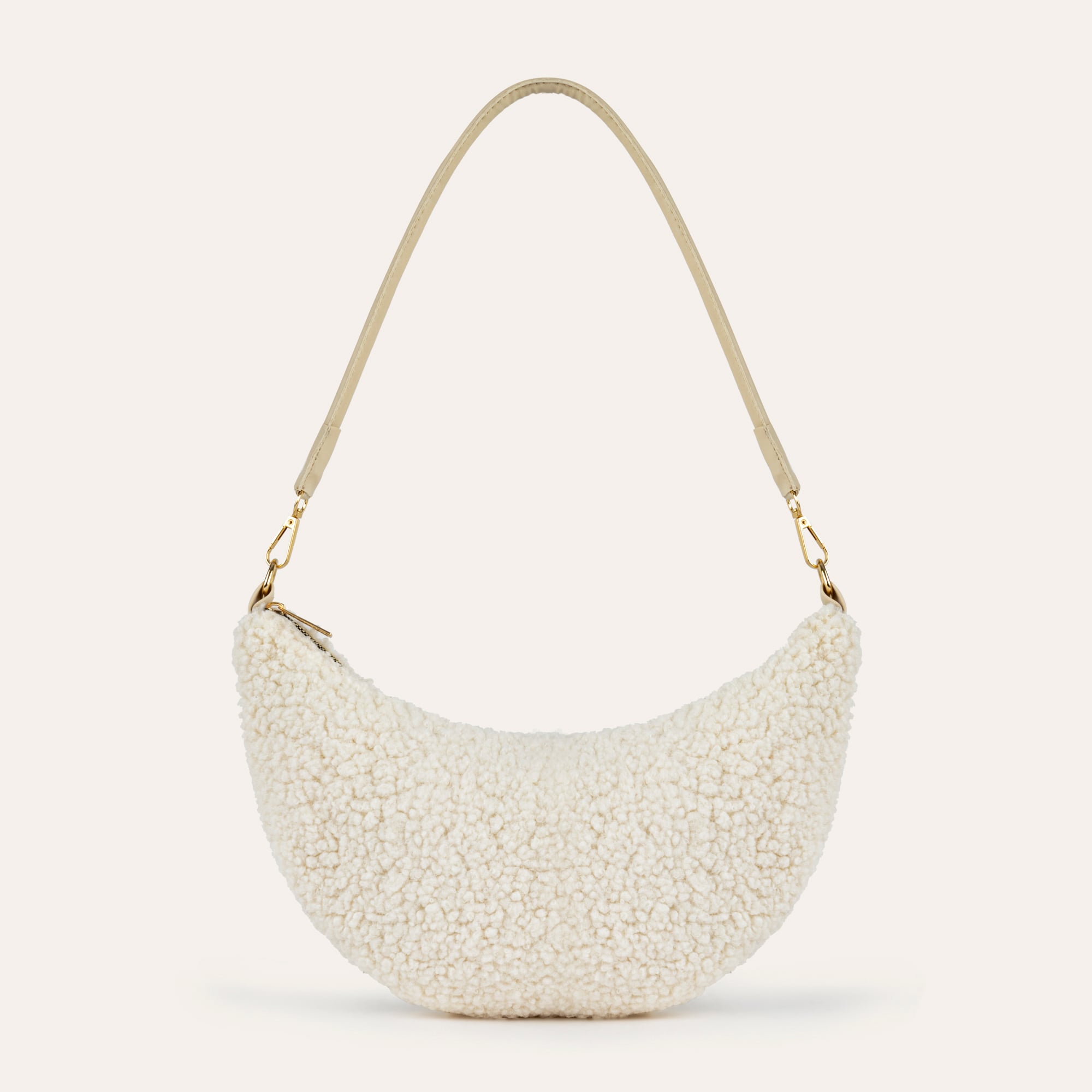 PELÜŞ OMUZ ÇANTASI