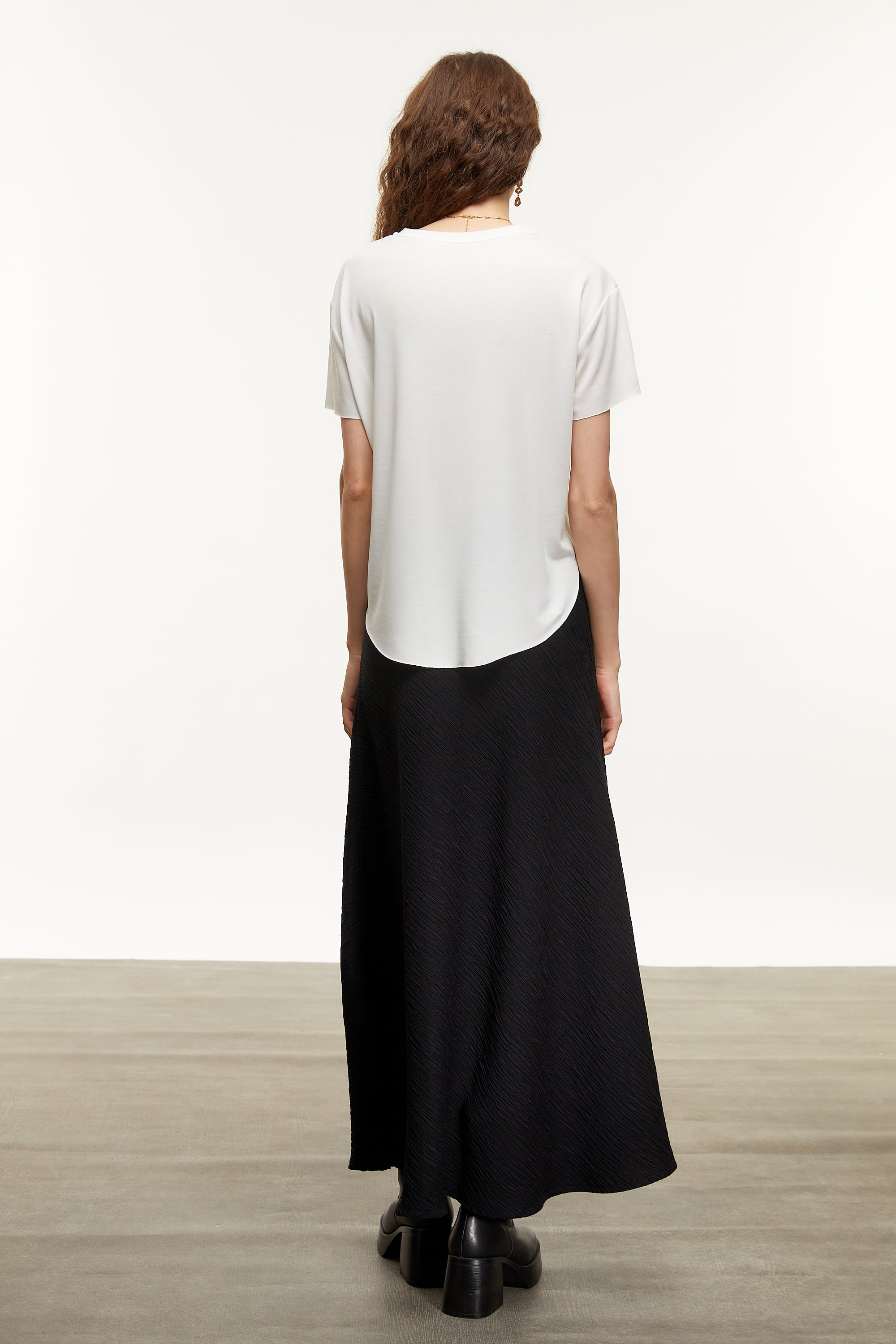 MODAL KARIŞIMLI KISA KOLLU T-SHIRT