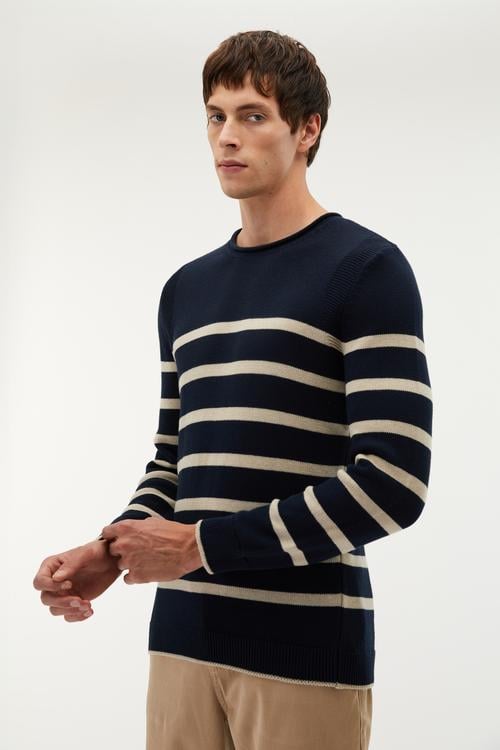 BİSİKLET YAKA ÇİZGİLİ KAZAK