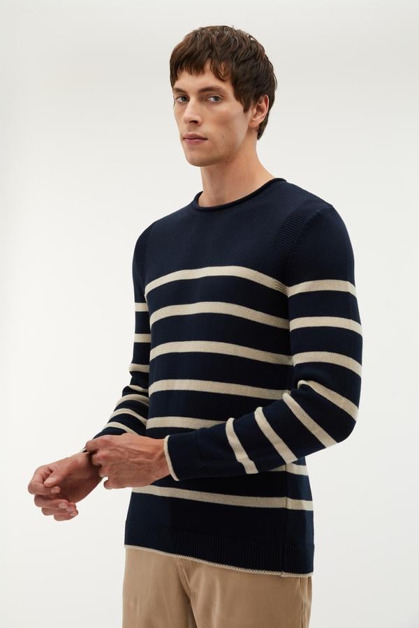 BİSİKLET YAKA ÇİZGİLİ KAZAK