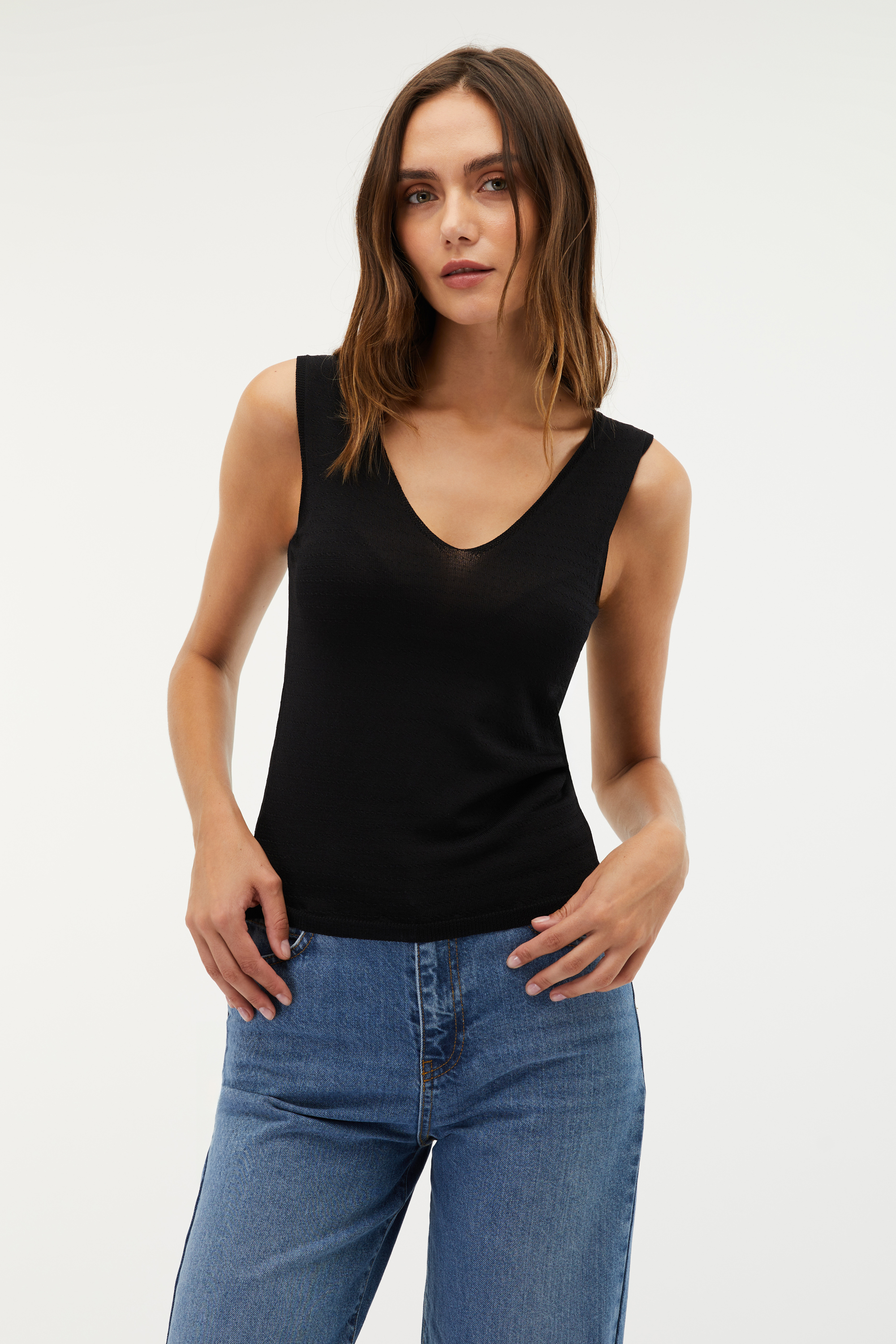 V YAKA KOLSUZ TRİKO KAZAK