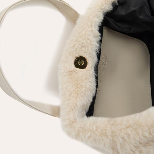  PELÜŞ KALIN ASKILI EL ÇANTASI