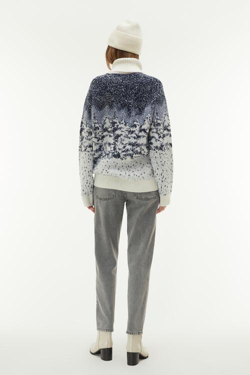  JAKARLI BALIKÇI YAKA DESENLİ KAZAK