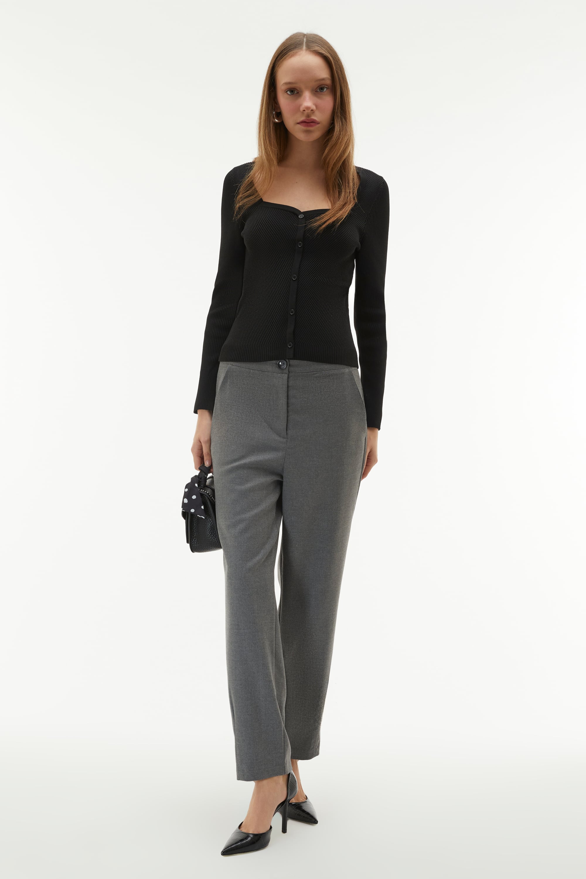 KARE YAKA FİTİLLİ DÜĞMELİ KAZAK