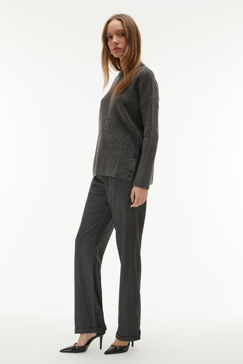 DÜĞME DETAYLI KAZAK