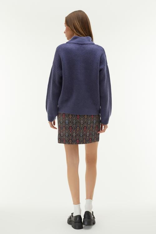  DİK YAKA FERMUARLI KAZAK