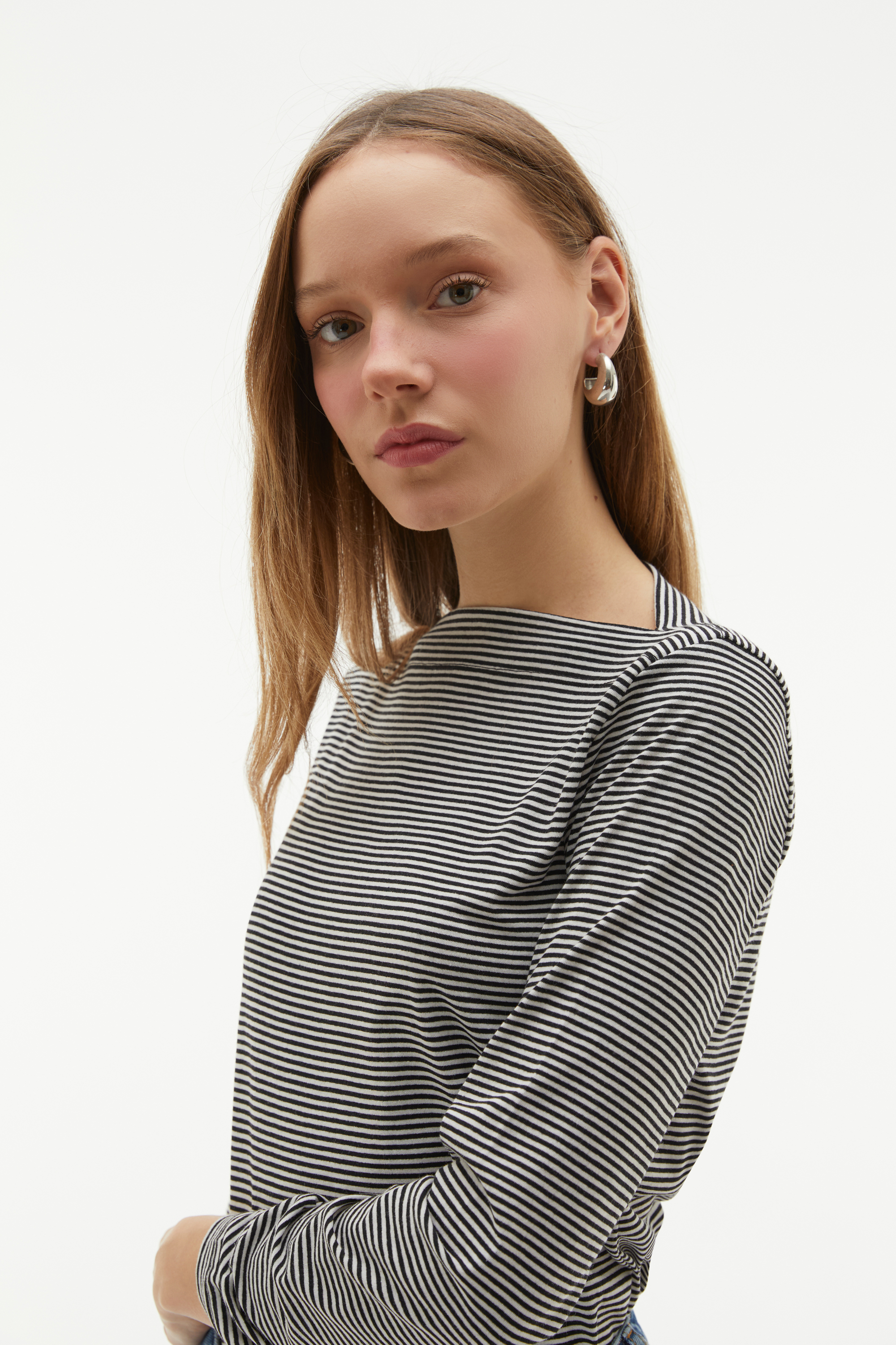 ÇİZGİLİ KAYIK YAKA UZUN KOLLU T-SHIRT