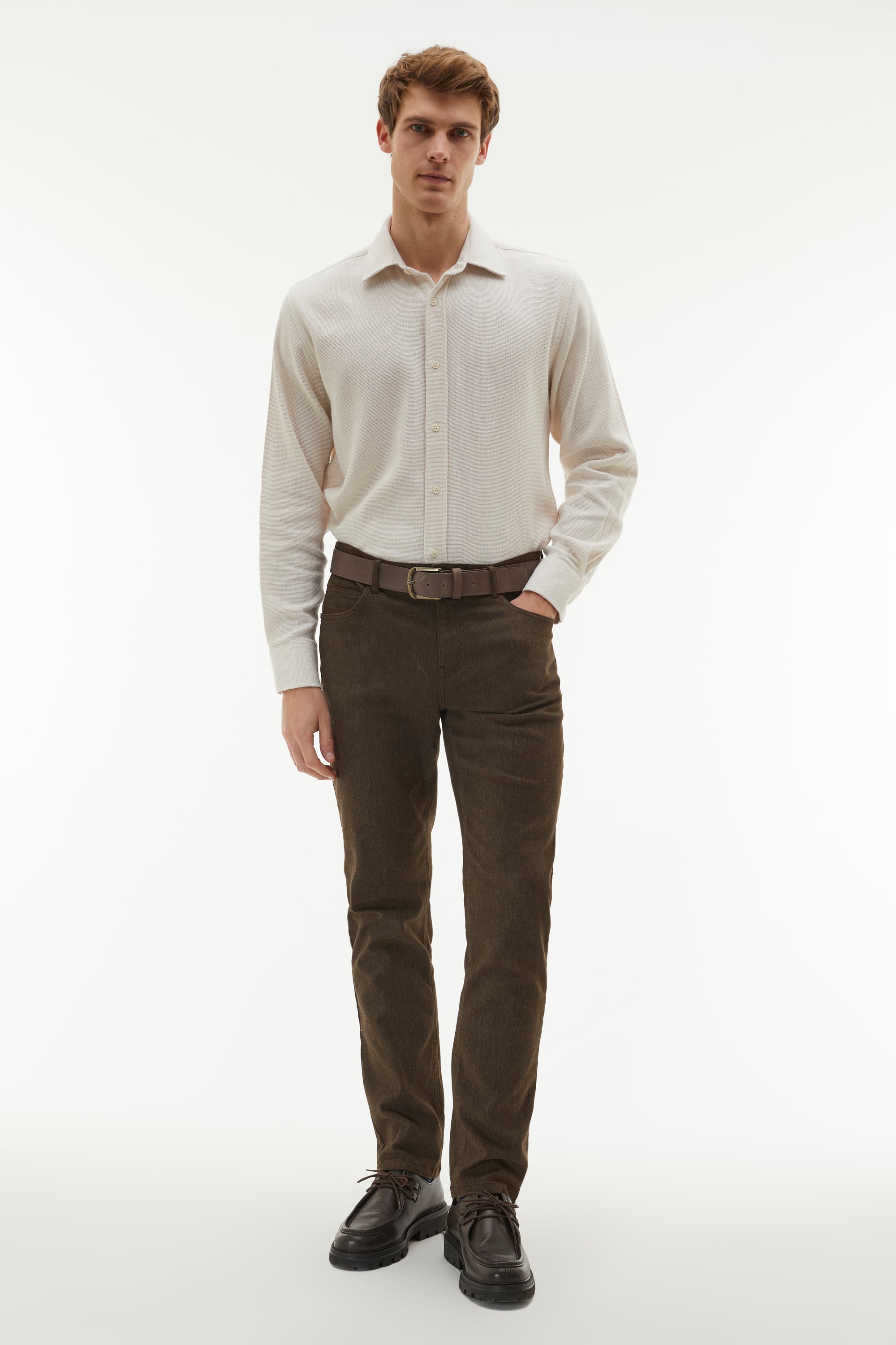 SLIM STRAIGHT FIT PANTOLON