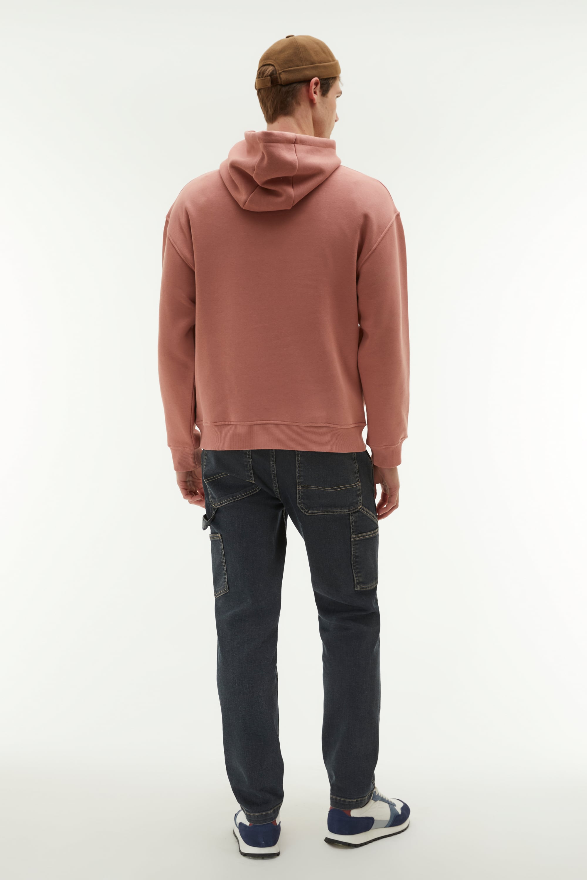 KAPÜŞONLU SWEATSHIRT