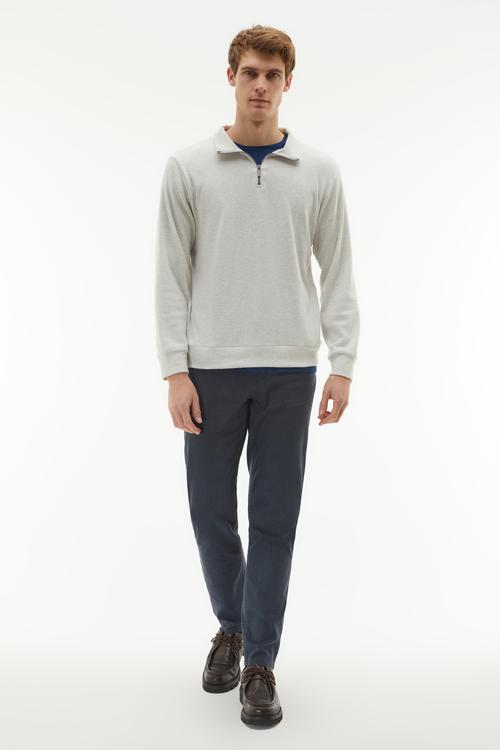  FERMUARLI DİK YAKA SWEATSHIRT