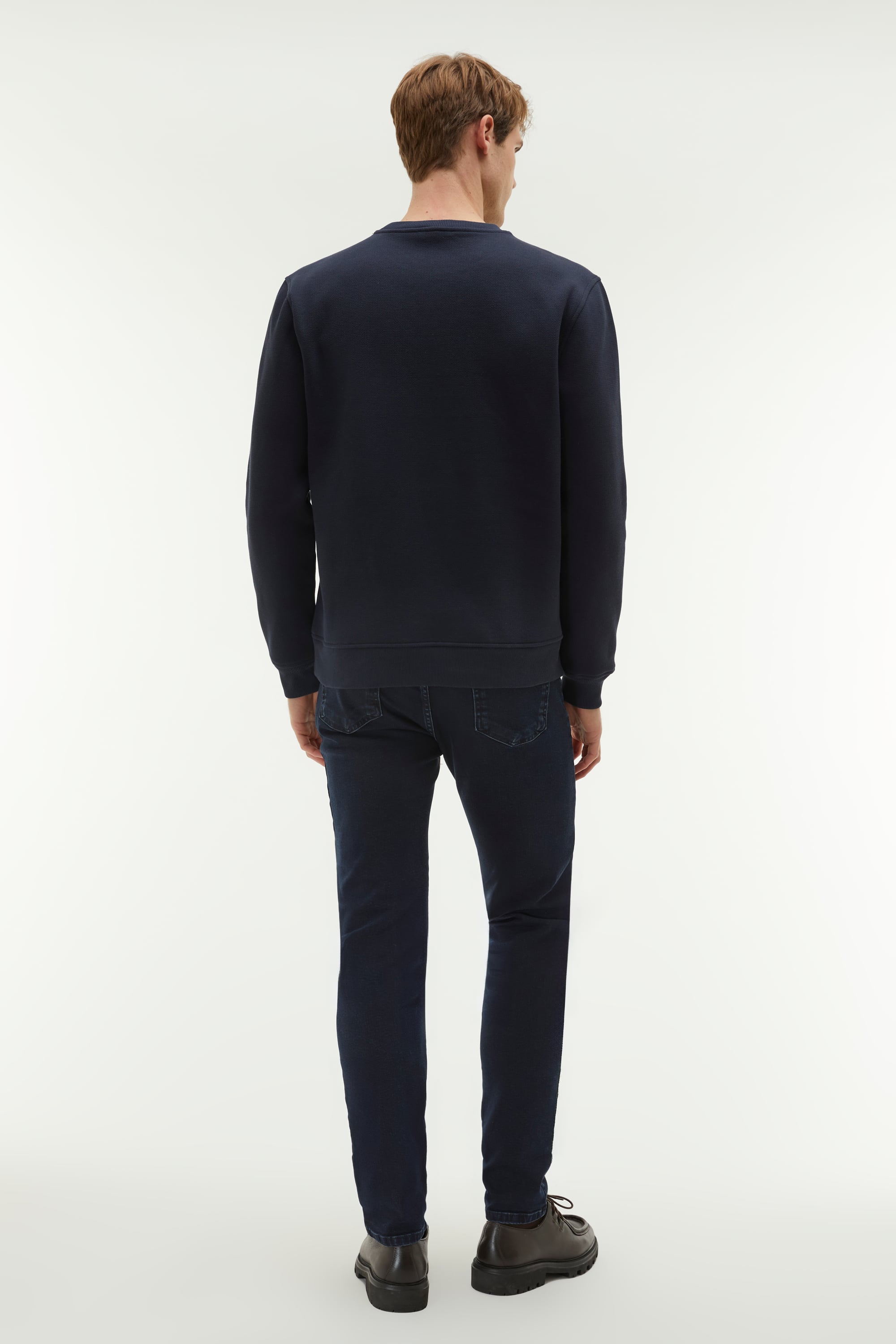 BİSİKLET YAKA SWEATSHIRT