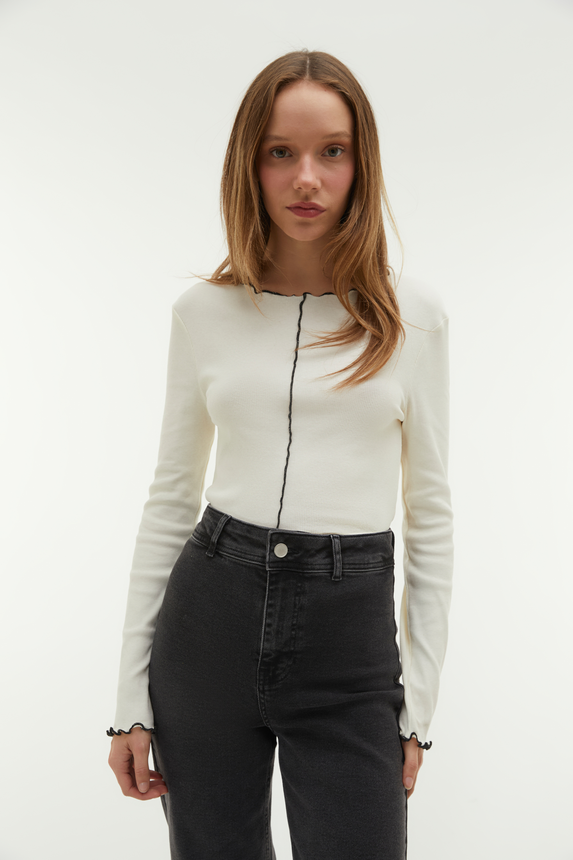 DİKİŞ DETAYLI BLUZ