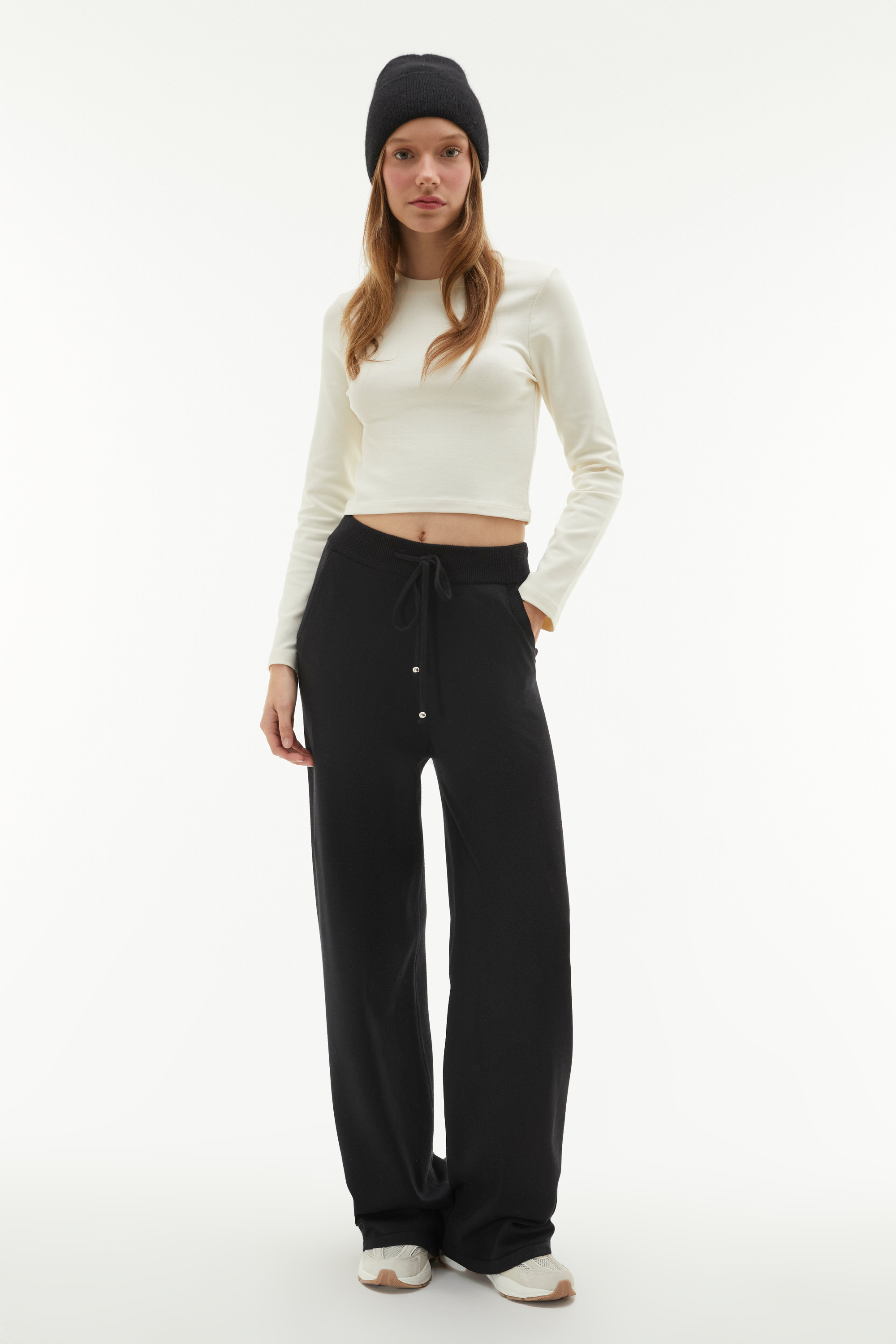 BİSİKLET YAKA FITTED UZUN KOLLU T-SHIRT